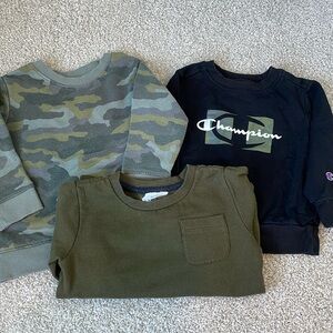 24M/ 2T sweatshirt lot